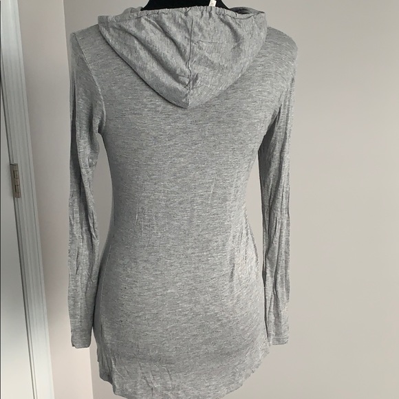 Long Sleeve Shirt with Hood - Picture 4 of 5